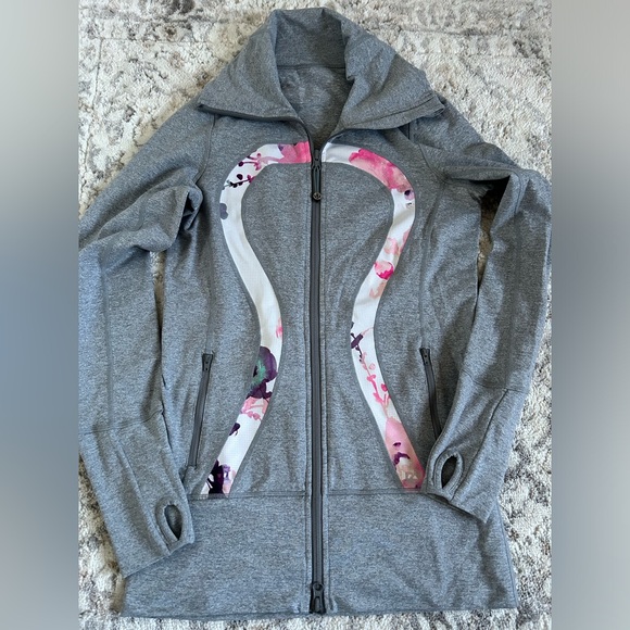 Lululemon jacket - Picture 1 of 3